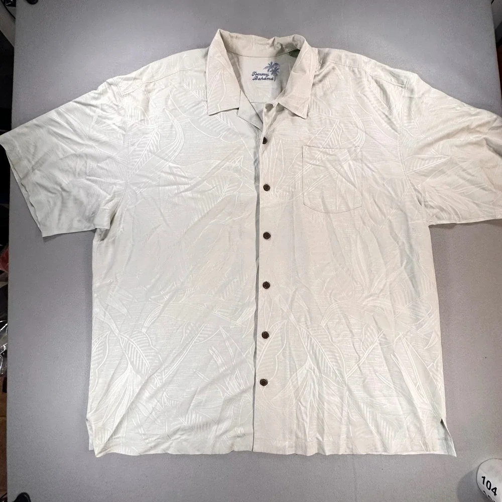 Tommy Bahama Mens XXL 100% Silk Short Sleeve Tropical Leaf Camp Shirt Off White
